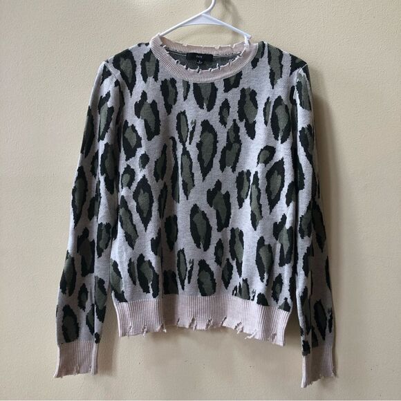 Fate Distressed Leopard Print Sweater NWOT - Picture 1 of 4
